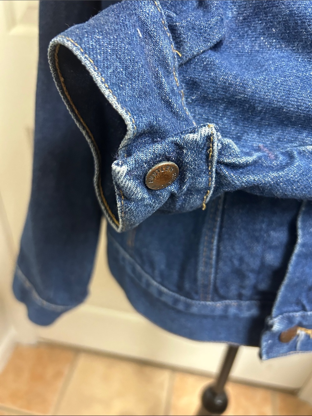 RUSTLER Large Jean jacket with handmade bird design, EUC - Picture 6 of 12